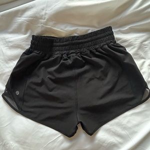 Black hotty hot shorts 2.5